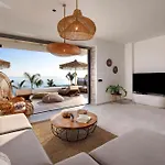 Guest Karin In * Líndosz